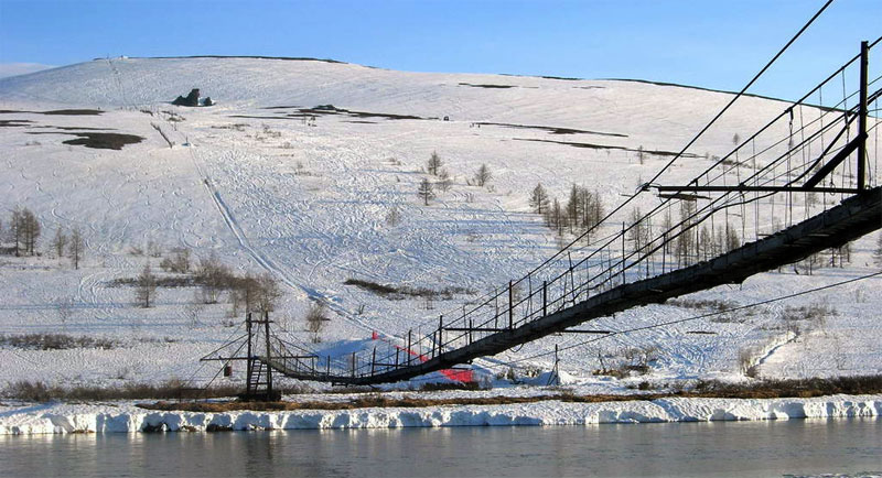 Мост через реку Собь